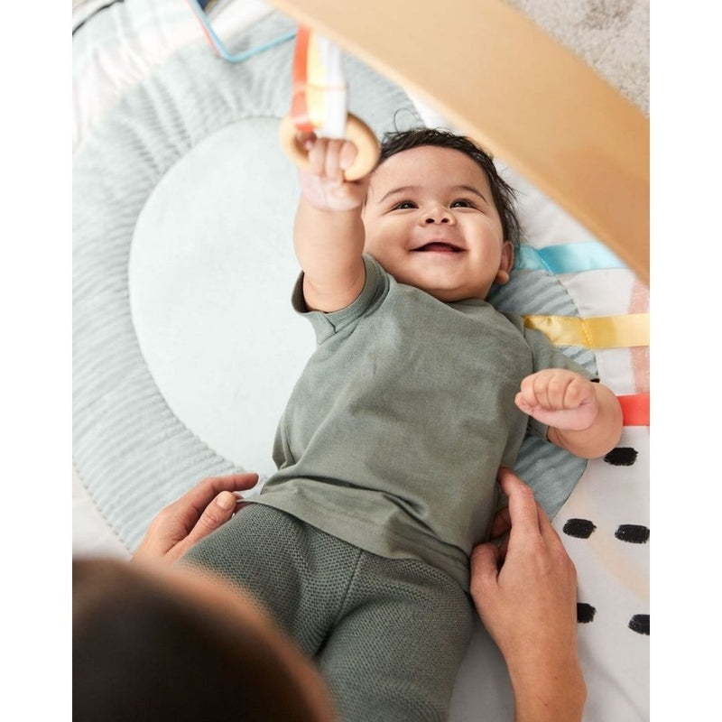 Montessori Discoverosity Deluxe Activity Gym