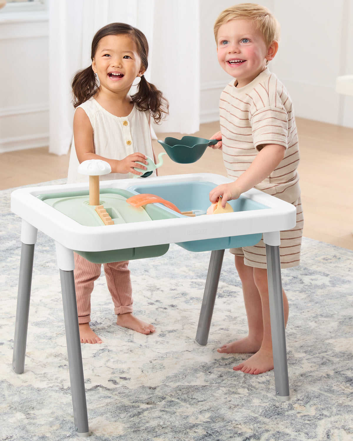 Discoverosity 3 in 1 Sensory Table