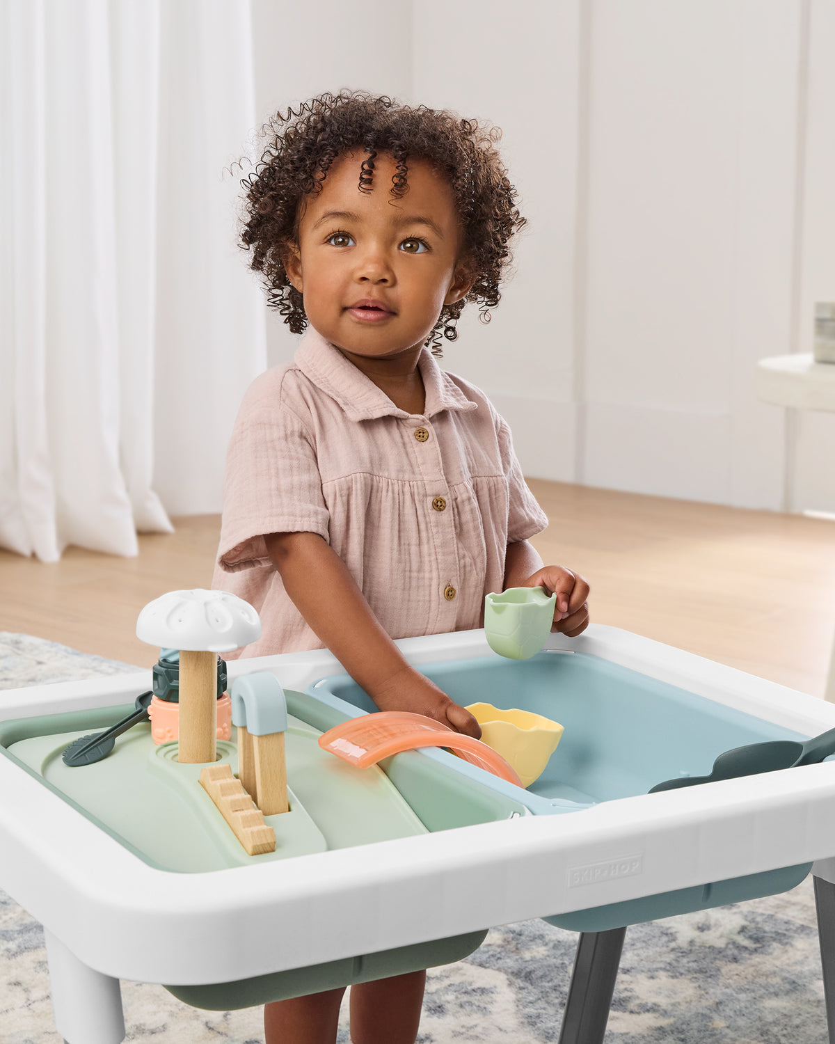 Discoverosity 3 in 1 Sensory Table